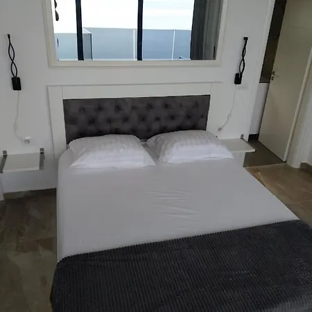 Premium Luxury Penthouse With Breathing Sea View Apartment