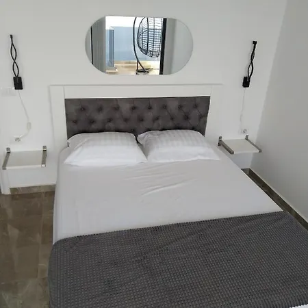 Apartment Premium Luxury Penthouse With Breathing Sea View *