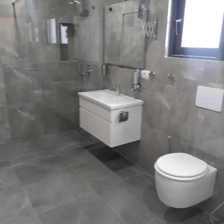 Premium Luxury Penthouse With Breathing Sea View *